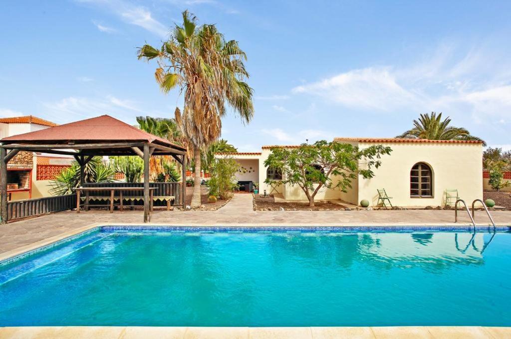 Villa Aventura Parque Holandes エクステリア 写真